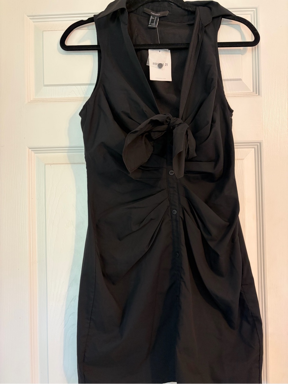Forever 21 Black Sleeveless Tie-Front Mini Dress